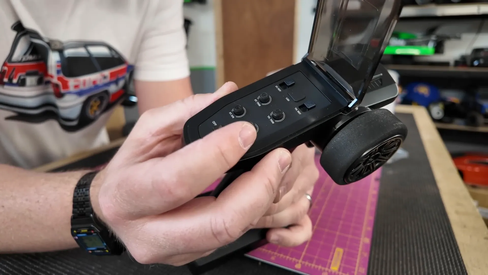 Transmisor actualizado del MJX Hyper Go con rueda de espuma y controles
