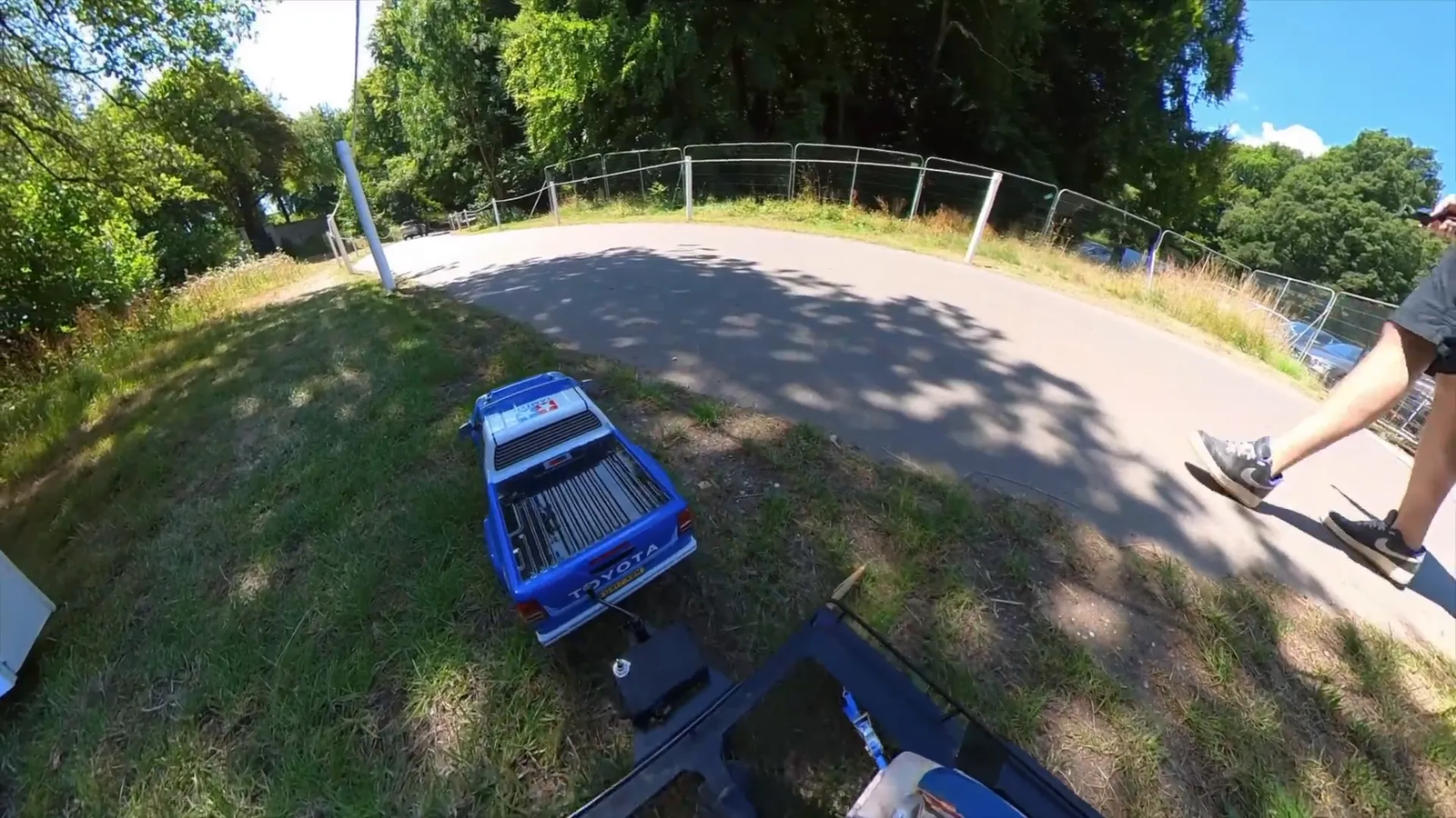 Cámara 360 montada en el remolque de la Hilux RC