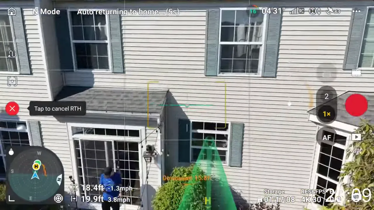 Drone regresando automáticamente (Return-to-Home) en prueba real, mostrando trayectoria errónea